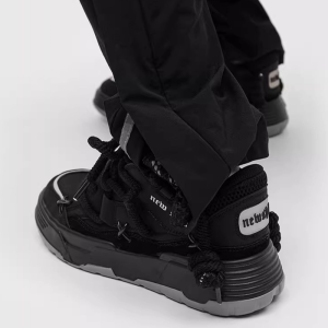 Chunky Y2K Platform Sneakers for Retro Aesthetic Outfits and Comfy Everyday Wear