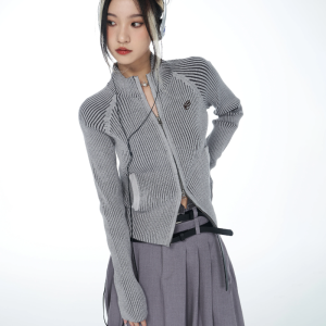 Cozy Grey Zip-Up Cardigan for Y2K Fashion Lovers - Perfect for Aesthetic Outfits