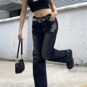 Cyber Y2K Cargo Pants: Trendy Grunge Aesthetic with a Touch of Retro Style