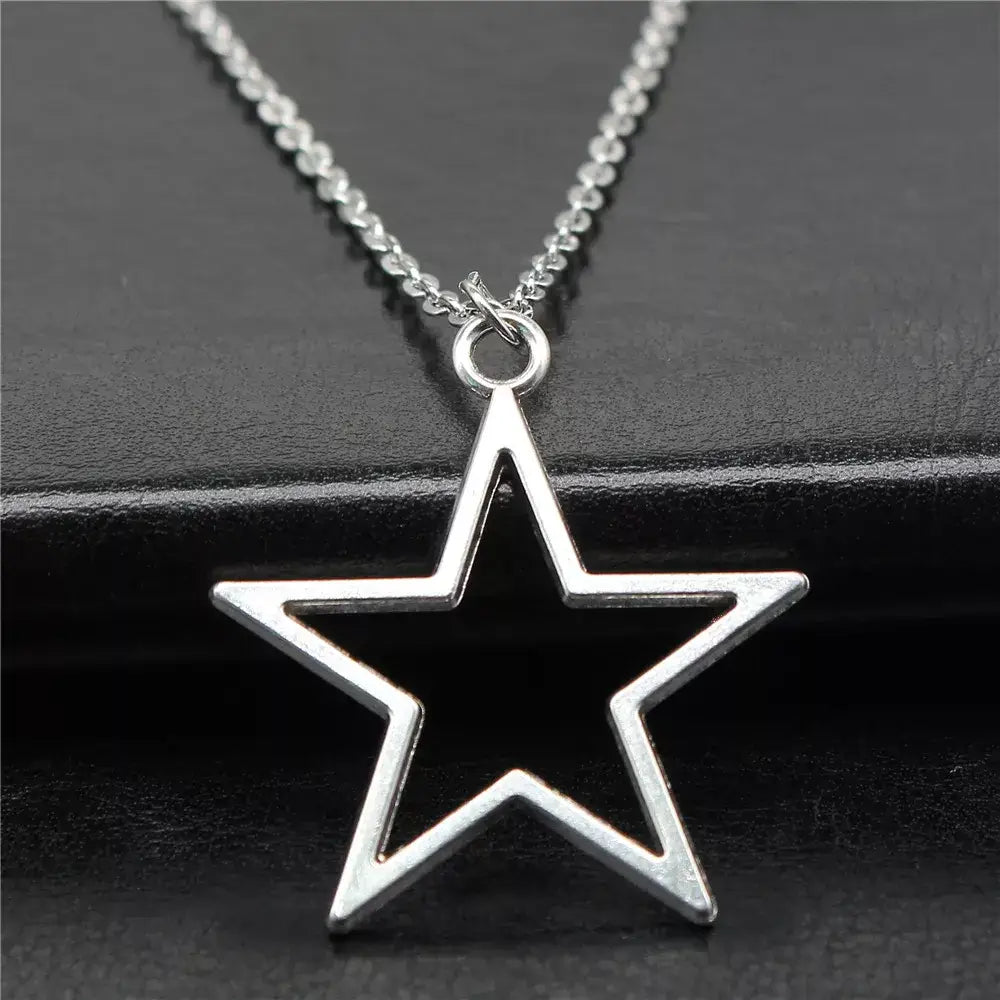 Silver Hollow Star Necklace - Y2K Aesthetic Jewelry for Coquette and Grunge Styles