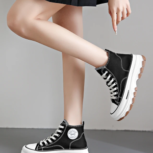 Stylish Black and White Y2K Canvas Shoes for Trendy Aesthetic Outfits