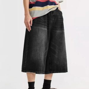 Trendy Black Cargo Jorts for Men - Y2K Style with Grunge Aesthetic Vibes