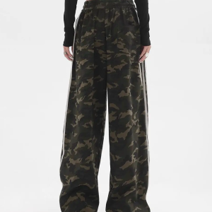 Trendy Camo Sweatpants for Women - Y2K Style Comfy Cargo Pants for Aesthetic Outfits