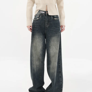 Trendy High Waisted Baggy Jeans for Y2K Aesthetic and Grunge Style Outfits