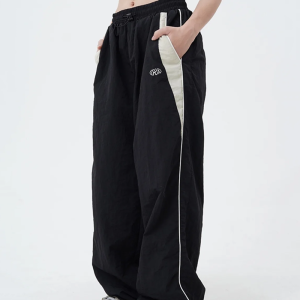 Trendy Y2K Black Baggy Joggers for Comfy Grunge Aesthetic Outfits and Everyday Style