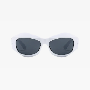 Trendy Y2K Chunky Sunglasses for a Bold Coquette Aesthetic Look