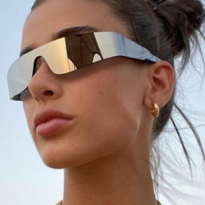 Trendy Y2K Reflective Sunglasses for Aesthetic Outfits and Grunge Style Looks