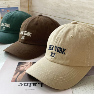 Vintage New York Cap: Y2K Aesthetic Hat for Trendy Coquette and Grunge Outfits