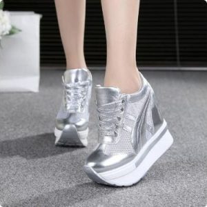 Wedge-Heeled Y2K Sneakers for Trendy Coquette and Grunge Aesthetic Outfits