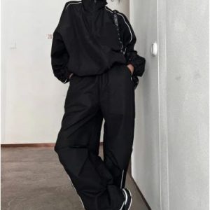 Women's Oversized Y2K Tracksuit in Grunge Aesthetic - Comfy Vintage Style for Everyday Wear