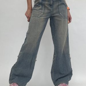 Y2K Aesthetic Jeans Outfit: Trendy Grunge Style with Cute Tops and Comfy Hoodies