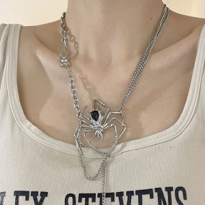 Y2K Aesthetic Spider Necklace - Cute Gothic Jewelry for Grunge and Coquette Styles