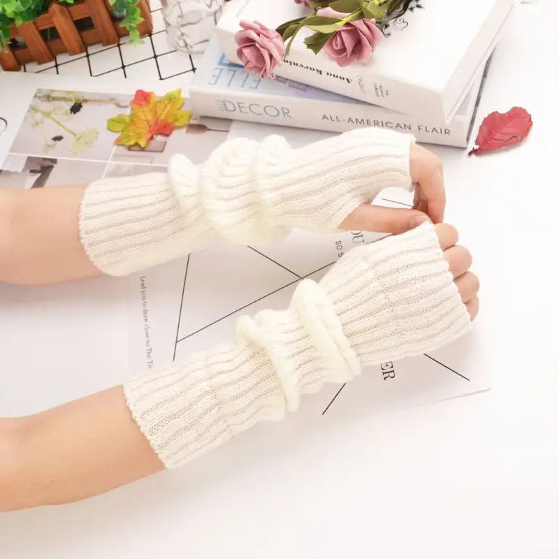 Y2K Aesthetic Warmer Gloves for Cozy Style and Retro Vibes