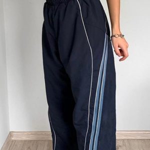 Y2K Baggy Pants: Trendy Grunge Style for Effortless Aesthetic Outfits