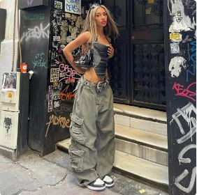 Y2K Baggy Pants: Trendy Grunge Style for Effortless Aesthetic Outfits