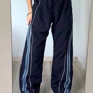 Y2K Baggy Pants: Trendy Grunge Style for Effortless Aesthetic Outfits