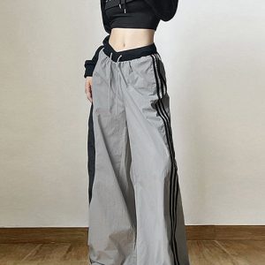 Y2K Baggy Streetwear Pants for Trendy Grunge Aesthetic Outfits and Comfy Everyday Wear