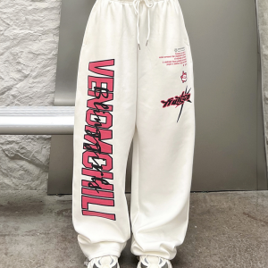 Y2K Baggy Sweatpants for Comfy Grunge Aesthetic Outfits and Casual Y2K Fashion Looks