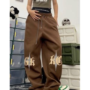 Y2K Brown Cargo Pants for Trendy Grunge Aesthetic Outfits and Comfy Everyday Wear