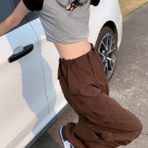 Y2K Brown Cargo Pants: Trendy Grunge Aesthetic Bottoms for Stylish Outfits