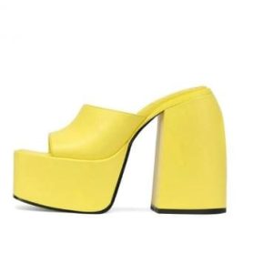 Y2K Chunky Heels: Retro-Inspired Footwear for Coquette and Grunge Aesthetic Lovers