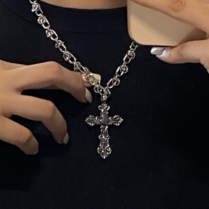 Y2K Cross Necklace: Vintage-Inspired Aesthetic Jewelry for Coquette and Grunge Styles