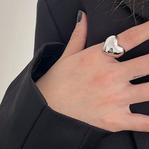 Y2K Heart Ring: Cute Coquette Aesthetic Jewelry for Y2K Fashion Lovers