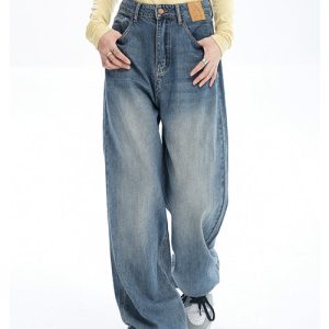 Y2K High-Waisted Blue Jeans for Vintage Aesthetic Outfits and Everyday Style