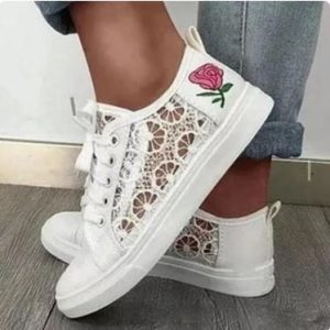 Y2K Lace Canvas Sneakers: Trendy Y2K Style Footwear for Aesthetic Outfits and Everyday Wear