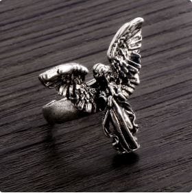 Y2K Silver Angel Ring - Ethereal Coquette Aesthetic Jewelry for Y2K Fashion Lovers