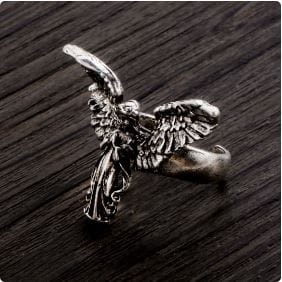 Y2K Silver Angel Ring - Ethereal Coquette Aesthetic Jewelry for Y2K Fashion Lovers