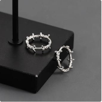 Y2K Spiky Earrings for Trendy Aesthetic Looks - Perfect for Coquette and Grunge Styles