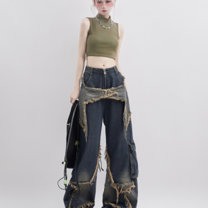 Y2K Star Jeans: Trendy Grunge Aesthetic Denim for a Chic Retro Look