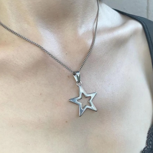 Y2K Star Necklace: Trendy Coquette Aesthetic Jewelry for a Chic Look