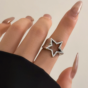 Y2K Star Ring: Aesthetic Jewelry for Coquette and Grunge Styles