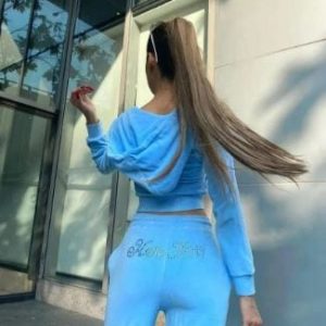 Y2K Velour Tracksuit: Retro Chic for Cozy Aesthetic Outfits and Stylish Comfort