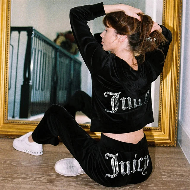 Y2K Velvet Tracksuit: Cozy Retro Aesthetic Outfit for Y2K Fashion Lovers